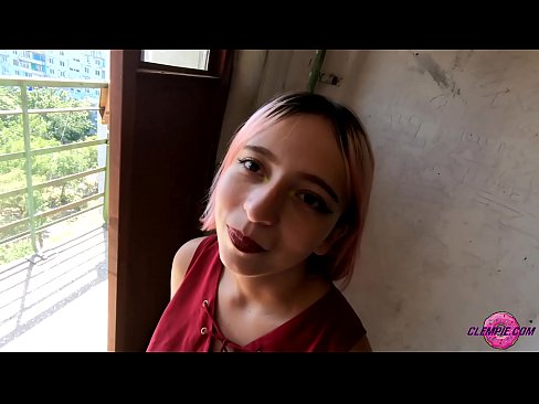 ❤️ Une étudiante sensuelle suce un étranger dans l'Outback - sperme sur son visage ❤ Porno russe at porn fr.xxxnd.ru ❌